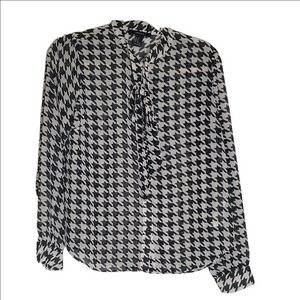 Forever 21 Black and White Houndstooth Patterned Blouse